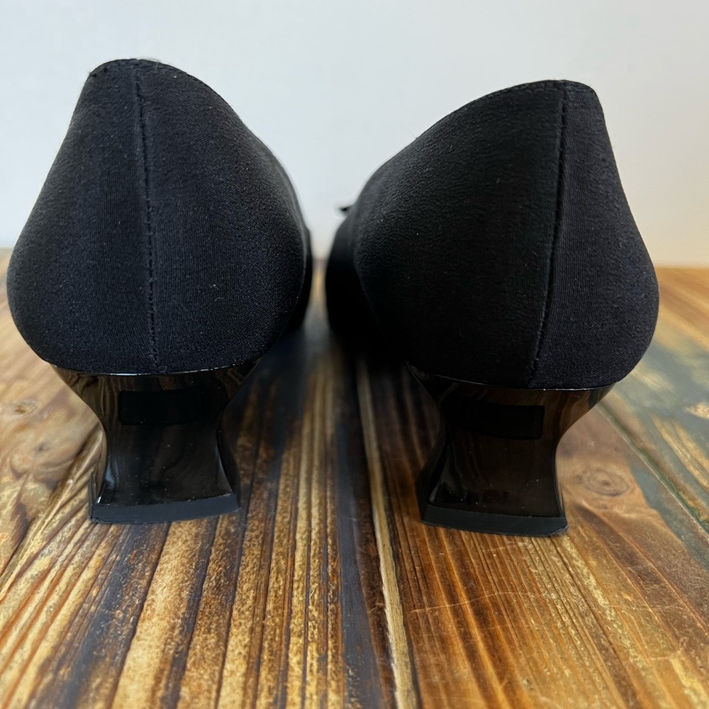 Stuart Weitzman Black Fabric Low Heel Size 8m - image 4